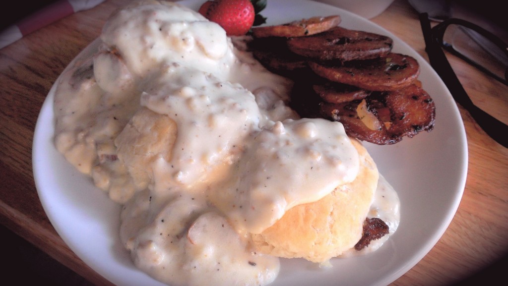 boston-fish-house-biscuits-and-gravy