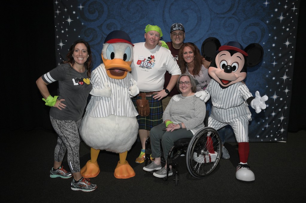 #CignaRunTogether - Mickey Photo