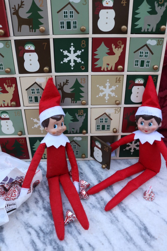 Elves and Advent Calendar